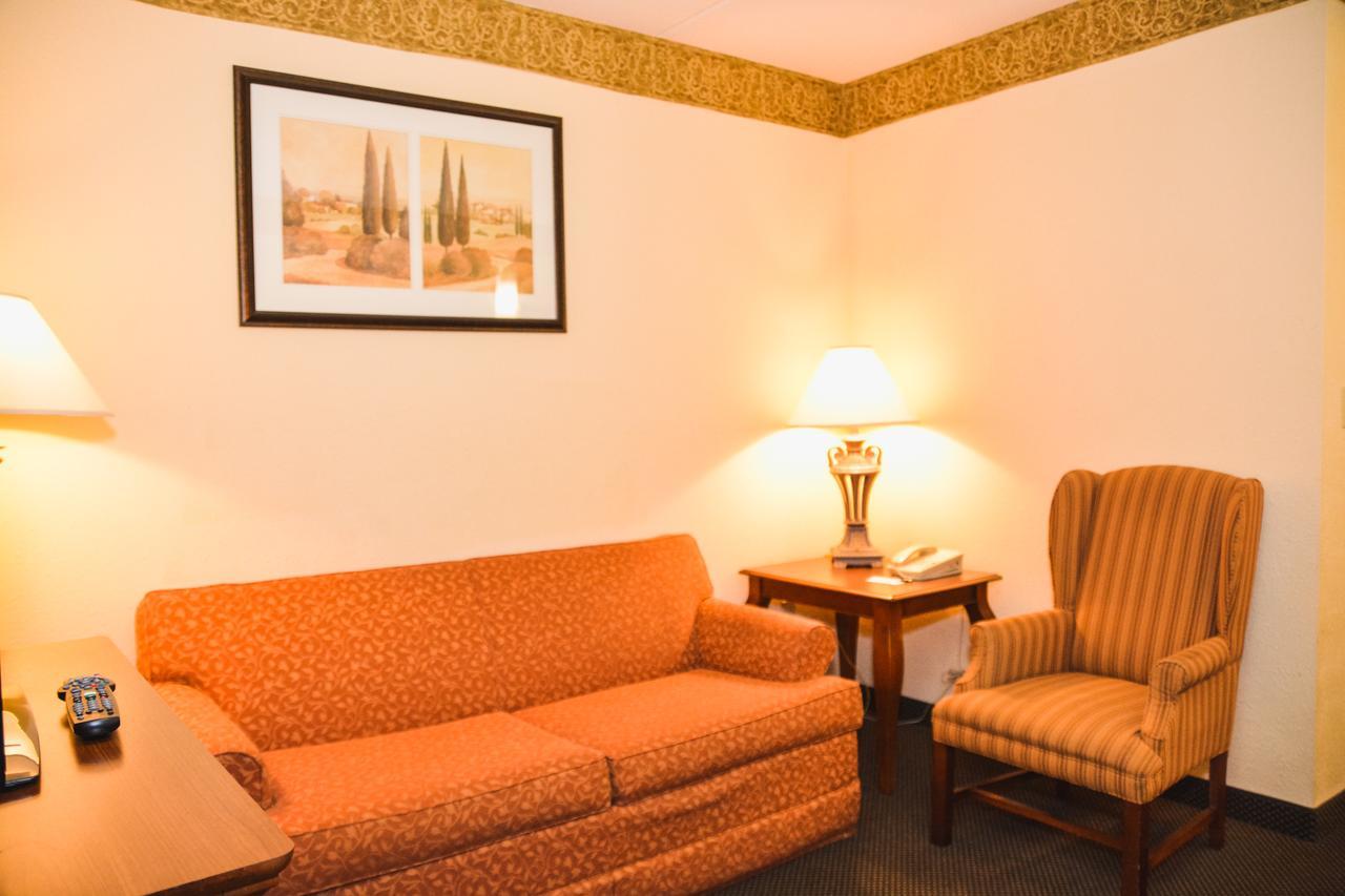 Country Inn & Suites By Radisson, London South, On Bagian luar foto